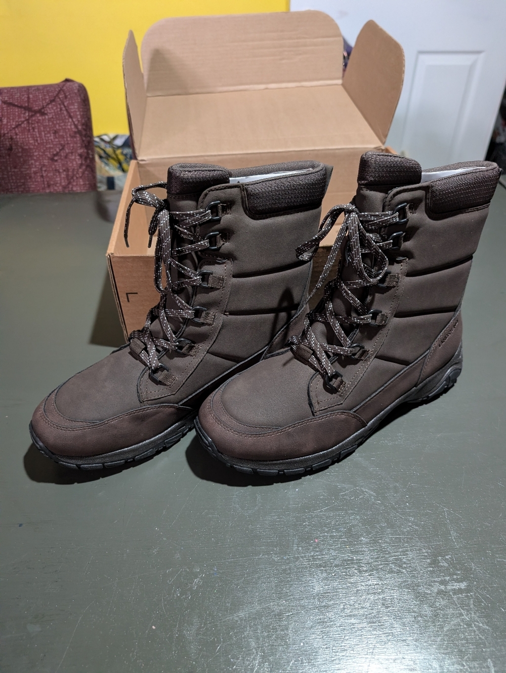 Lands End Men's Size 11M Expedition Trail Waterproof Lace Up Snow Boots Brown